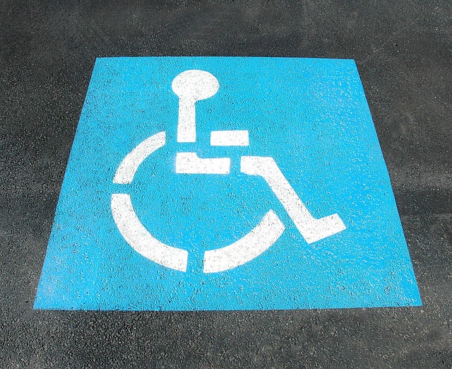 handicap-parking-2328893_640